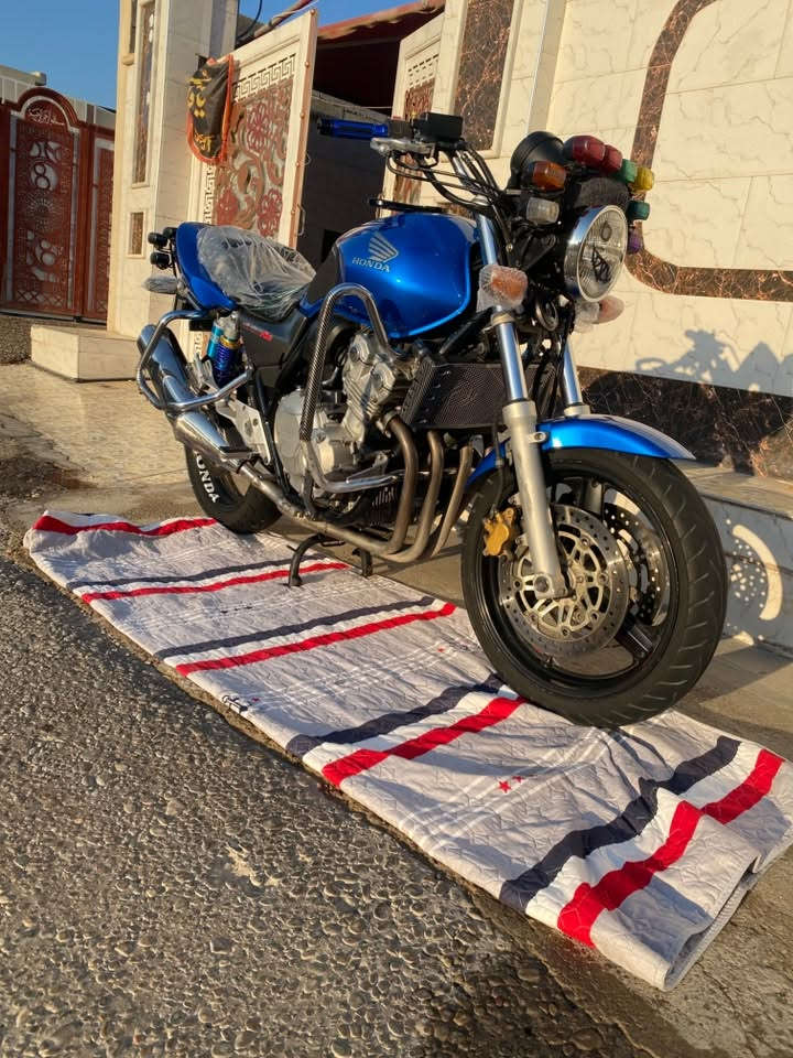 سيبي فور • ٤ بستم • مكفولة