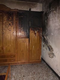 على هذا وضعه للبيع لبقيه لغراض مابيهن شي بس دخان اسود بيهن قيم ليرضه ب...