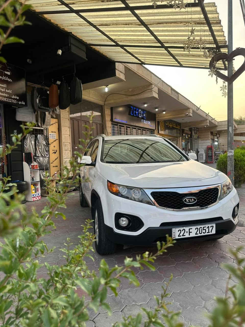 سورنتو ٢٠١٢ خليجي ٧ راكب محرك وكير بشرط مامفتوح بدون صبغ بدون بارد السيارة جديدة وجاهزة هزة ورقم وسنوية مكانها اربيل *********** السعر ١٤٤
