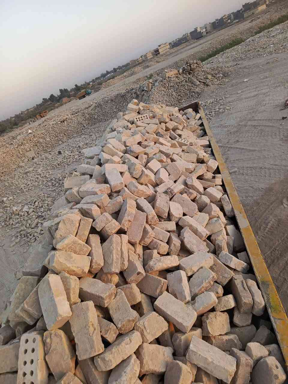 طابوق • مستعمل • نضيف