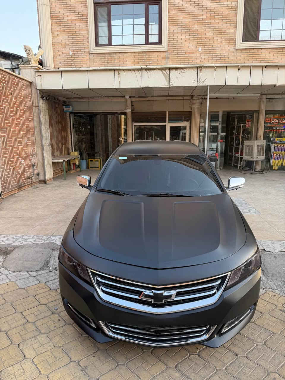 سەرەتا بەناوی خوا
Impala premier V6 2019
فول مواسەفاتە بێ پانۆراما
کوشن کامل جلد هەردوو کوشن کارەبا و هیتەر
راداری ئاوێنە ناوچەی کوێر 
بەسمەو شەغال هەر چوار دەرگا بەسمە 
شاشە گەورەو قاصەو کامێرا حاسە پێش و دواوە
تەبرید دوو زۆن
تەحدید سورعە سوکان فۆلیۆم
ئەپل کار پەلەی و ئەندرۆیت ئەوتۆ
وایەر لێس چارج 
لیدی ناو داشبول دەرگا بیلاد 
موکبەرەو ئمپری فایەر سیستەمی دەنگی Bose
لایت ئەلقە و زینۆن بیلاد 
ویلی ١٩بیلاد
ئاوێنەو تولی دەرگا نیکل 
دفیوزەر
سەیارەکە لەزگەی مات ئەصلی کاراوە
سەیارەکە تابلێی جوان پاکە ناوی لۆک لۆکە 
بێ لێدران بێ ئێرباگ تەنها پارچەی دزاروی هەیە 
هەموو گیانی بەشەرت گێر مەکینە کاربای
تەحویل غەرامە بە شەرت 
١٢٧گەڵا و مەجالێکی کەم
***********:ژم السليمانية, العراق

نص مكتوب في الصور:
- Sako Car Accessory
- ***********
- ***********