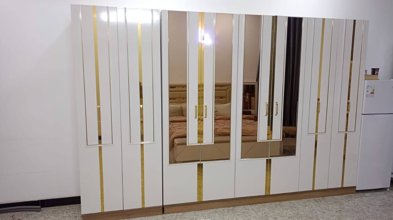 غرفه نوم تركي 10 قطع كلش نضيف ما بيه اي خلل سعر بيع مليون بيه مجال واتساب ***********
