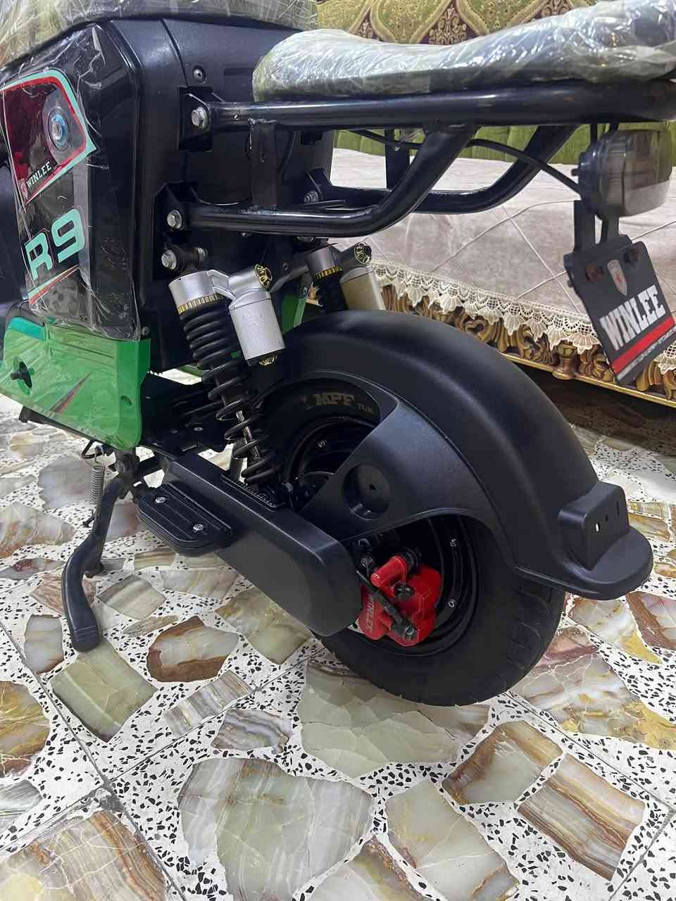 السلام عليكم دراجه ار 9 للبيع السعر 350 بيها مجال 
***********
