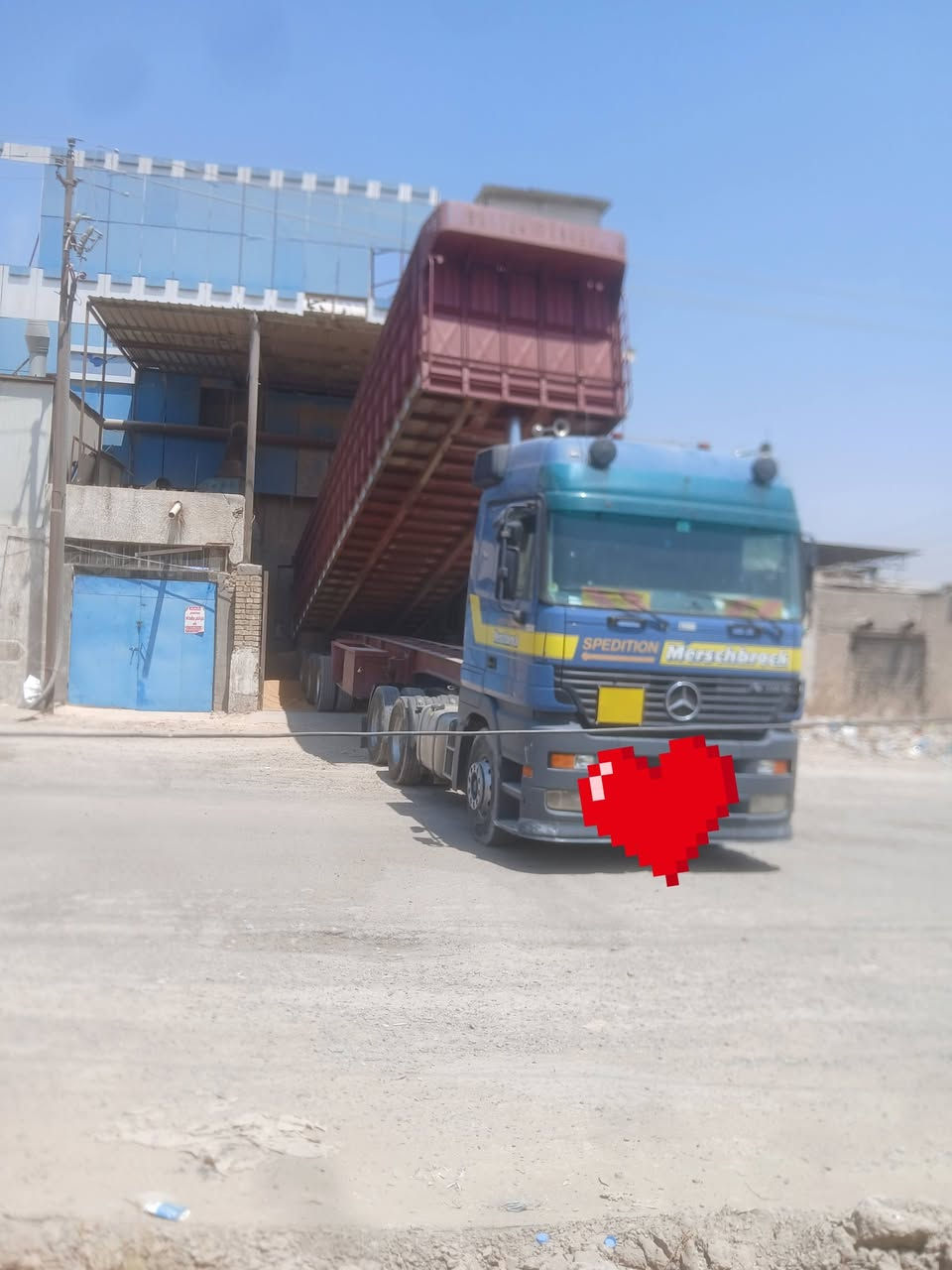 عربانه لبيع تفصال جديد شاصي ١٦ دناكير ١٤ قلاب طول ١٢٥٠ رتفاع ميه وتسعين ***********
