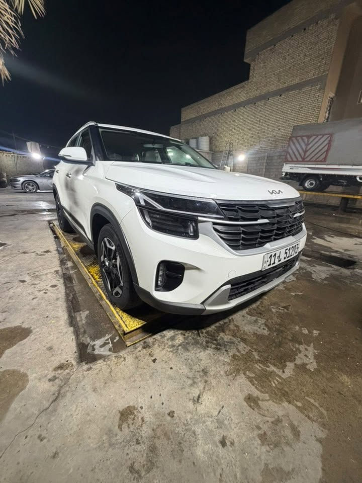 للبيع سليتوز خليجي 24 بسمي   سعره 138
وما اعتقد اكو بسعره بسوك سياره بيه جاملغ امامي تبديل 

محرك ١٦٠٠تنفس طبيعي ع وضع شركه سياره 

مكاني بغداد حي اور ***********
