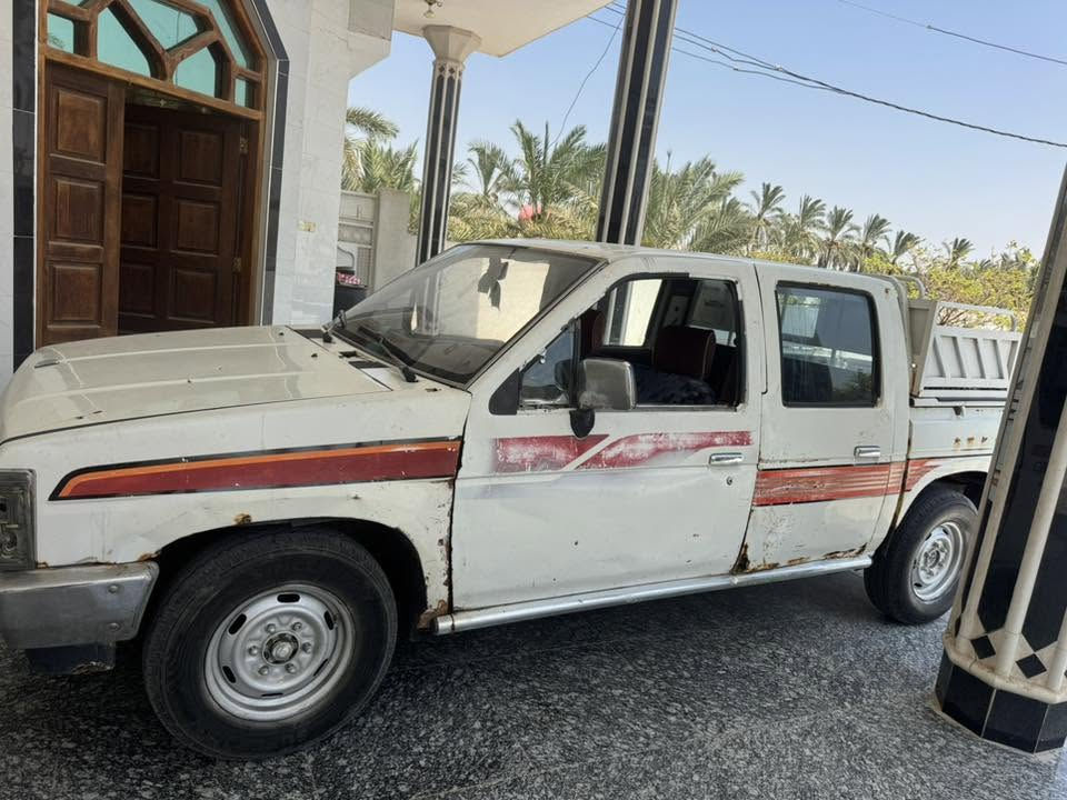سلام عليكم بيكم نيسان موديل 89 رقم بصره سنويته صاقطه  سياره جاهزه شقل وطلع مكينه وكير خير من الله المكان بصره قضاء الصادق  بني منصور ملاحضه شرط التحويل  السعر 35 وبيه مجال الرقم واتساب هاتف موجود  ***********
