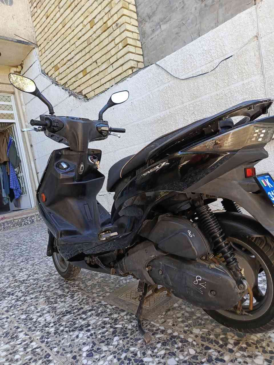سكنس لد ياباني قبق نفخ خطين سكليتر نوزل نكرة سلف محركها مكفول بلادي ناعم شلعة معدل كفراتها بلادية كهربائيات كلها كاملة قفل جنطة قفل استيرن اوراقها كاملة سعرها مليون و300 مكاني شعلة ‏‪***********‬‏
