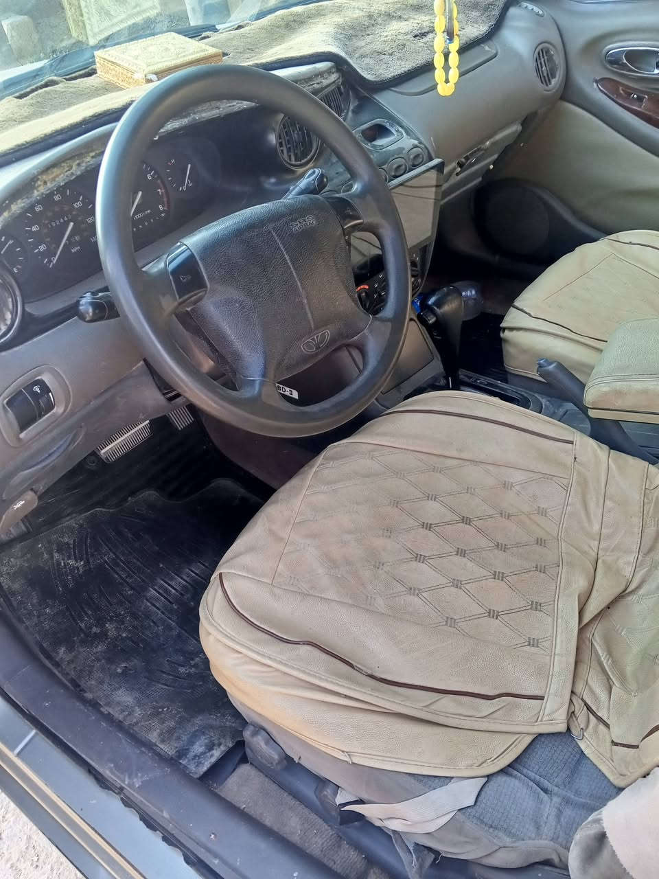 السلام عليكم،، دايو لنزه،،  موديل 2000محرك وكير وتبريد مكفول سنويه جديده
كير اوتماتيك السعر 37 وبيه مجال للطيبين للستفسار الاتصال على الرقم ***********
