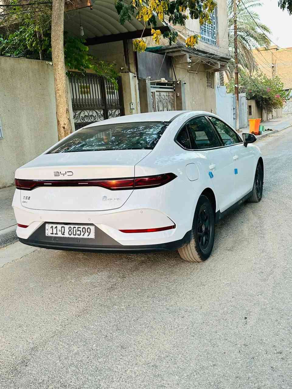 BYD كن بلاس أبيض زيرو ماشيه ٢٠٠٠ كيلوا عنواني بغداد التاجيات قرب جامع زمزم ***********
