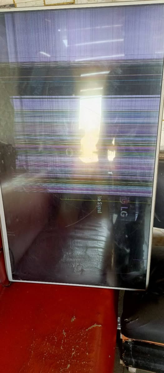شاشه LG حجم 47 مفطوره الشاشه قيم واخذهه المكان كربلاء ***********
