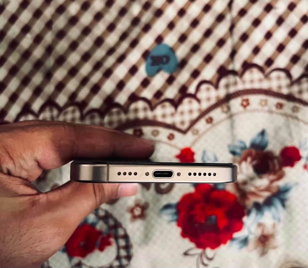 ١٦ برو ماكس
نظافه ١٠٠٪؜ اي شخط مابي 
بطاريه ٩٠ ذاكرة٢٥٦

كارتونه وكيبل موجودات 
السعر ١٢٠٠ وبي مجال 

مكاني البياع شارع عشرين 
رقمي ***********
