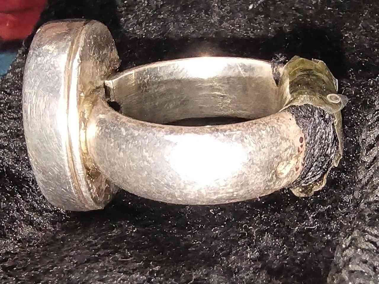 محبس عقيق للبيع سعره 150 الف للتواص ***********
