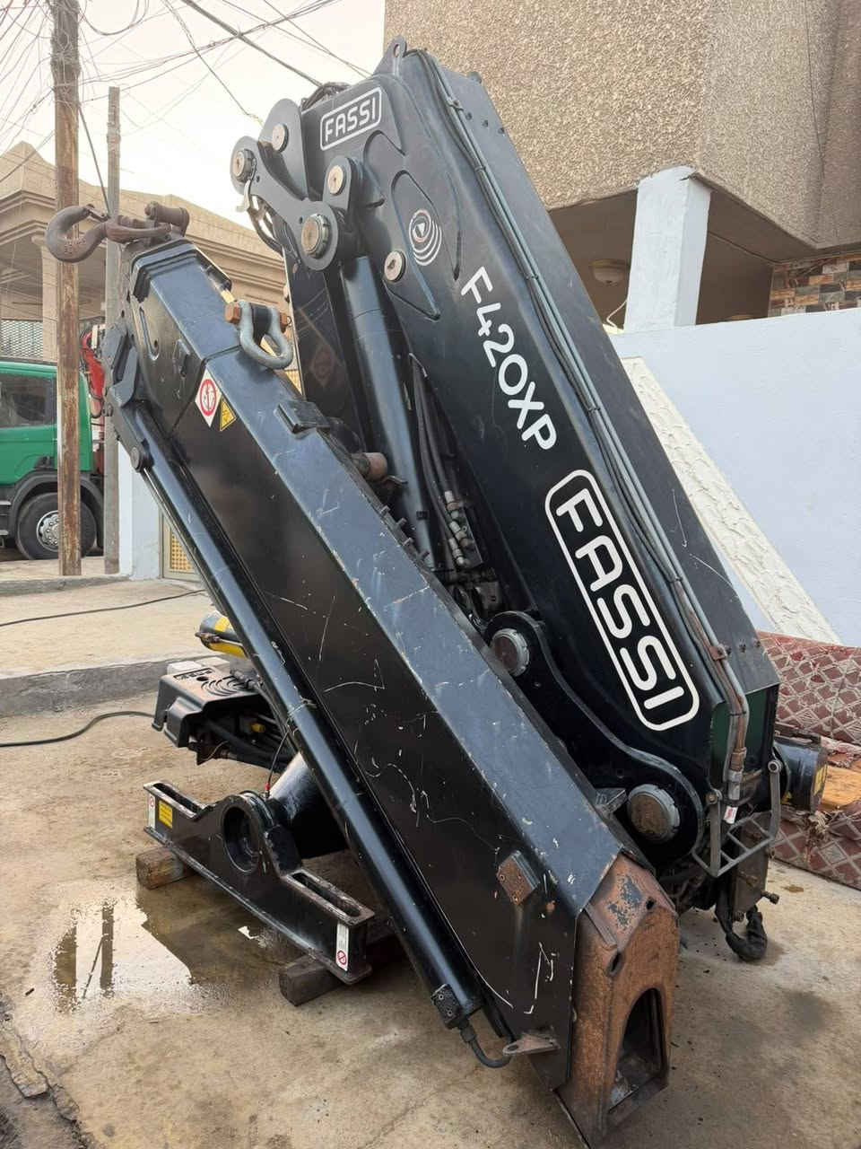 السلام عليكم البيع كرين فاسي احجم الكرين ٤٢٠ موديل الكراين ٢٠٠٧ اوربي ما مشتغل بل العراق  ريمنت كنتروال لكرين مكفول  ارقم ***********.  مكان بغداد
