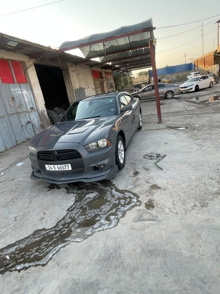 سلام عليكم جارجر12 سياره فول موصفات مكينه 3600 مكينه وكير كفاله سياره فول فتحه بصمه كشنات جلد كشنات كهربائي جهازه سياره تبريد  ثلج رقم  نكليزي تحويل مباشر سعر 90وبيه مجال سياره يوجد بيه تبديل فخذه صبغ عام فول سياره تشغل عن بعد 
***********
