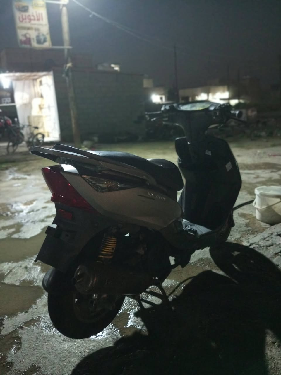 سلام عليكم دراجه ثعلب للبيع دراجه نوزل نكره سلف بي وقت سعر 425وبيه مجال الطيبين مكاني بغداد سبع البور رقم الهاتف *********** واتساب موجود
