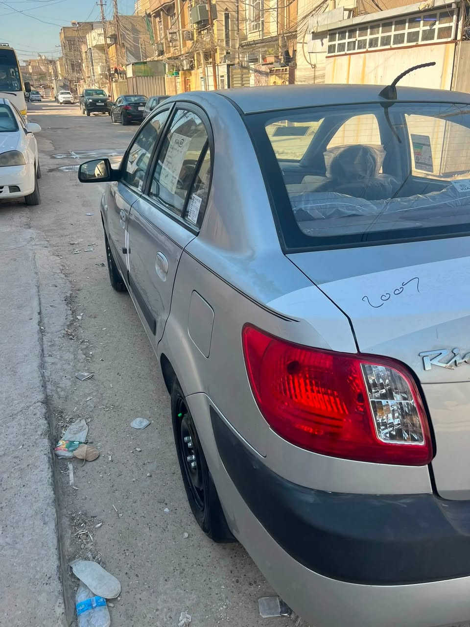 سلام عليكم كيا ريو وارد خليجي سيارة حيل نضيفة مال بيت مكينة وكير جديد تخم تاير جديد تبريد منضومة كاملة رقمي دولي بسمي السيارة مكفولة من الضربة بيعة جاملغ مامي مبدل نفس ألوان مكاني بغداد لامين السعر ٦٧ وبيها مجال قليل***********
