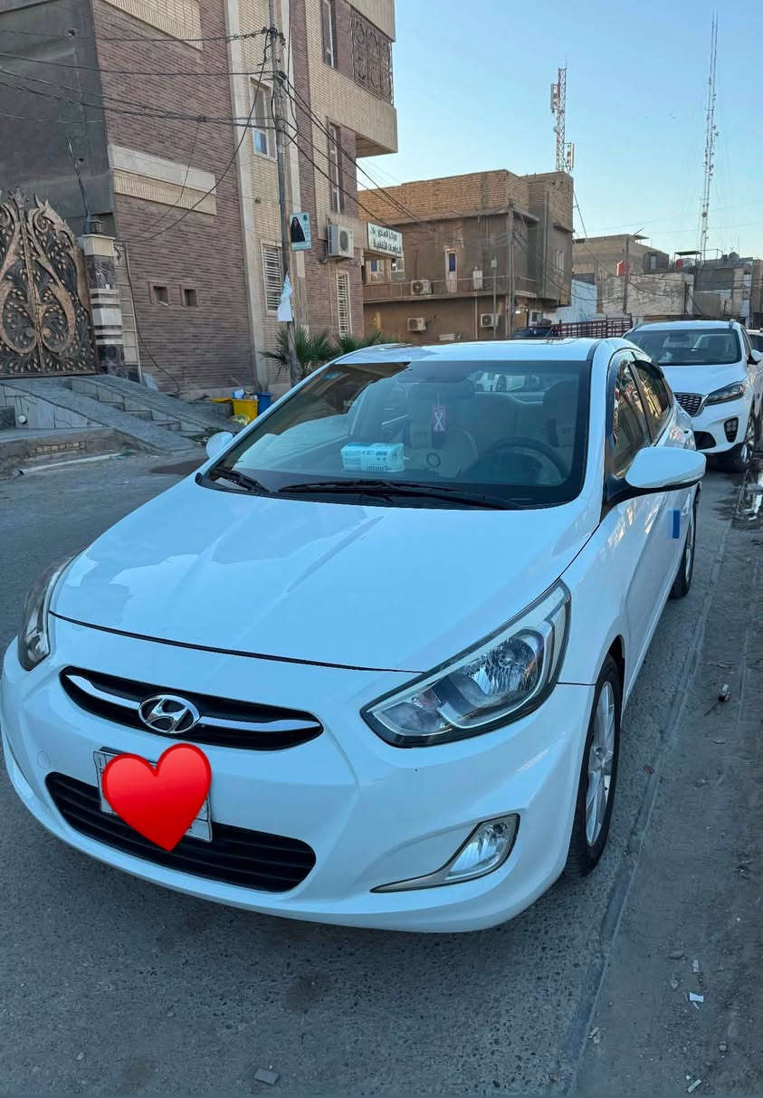 اكسنت 2015 خليجي الموديل المرغوب
محرك 1600 قطرتين
السياره كفالة بس الهلال الجاملغ الوره وباقي كفالة كير ومحرك صدار امامية وخلفي تايرات باتري تبريد ثلج خير من الله كلش حلوه ويل كب فتحه تحكم ستيرن اشاير بل ماري  رقم انكليزي سنوية منتهيه ماشية 105الف
مكان السيارة السماوة/مركز مدينة
للاستفسار ***********
