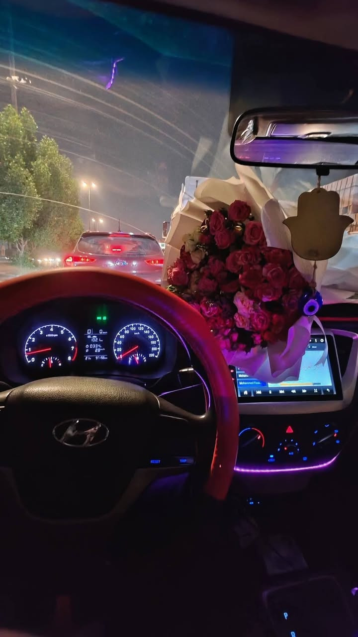 اكسنت 2020 خليجي
المواصفات : 
تحكم ستيرن 
فتحة سقف 
مري شفط 
كير AT 
شاشة اندرويد
حجم المحرك 1600cc دوش المرغوب
تبريد قطعتين امامي + خلفي 
عدد ويل كب شركة 5 
كهربائيات السيارة 💯
صدر السيارة 💯
داخل السيارة 💯
كير السيارة 💯
تدفئة + تبريد 💯
منظومة غاز بالاضافة الى البانزين يعني تنسه الازمات وتنسى الصرف وتعيش حياة سوبر 💰
عداد الكيلو متر 100 🆙
بيها ملاحضات بسيطة على الشكل الخارجي بيها بارد خفيف بخشم الجاملغ الامامي وبالباب الخلفي 
صبغ قبغ البانزين فقط فقط
 شواصي مكفولة مكينة وكير مكفولة السيارة خاضعة للادامة الكاملة والدورية السيارة بأسمي شرط التحويل سنوية 2030
السعر : 115 وبيها مجال 
العنوان : الدورة 
للاتصال : ***********
علق بتم فقط رجاءا وادعو بالتسهيل للجميع وصلو على نبينا محمد ❤
