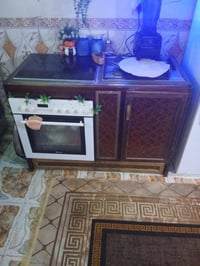كاونتر المنيوم داخل و خارج مع طباخ كهربائي 4عيون وطباخ غازي 4عيون وفرن...
