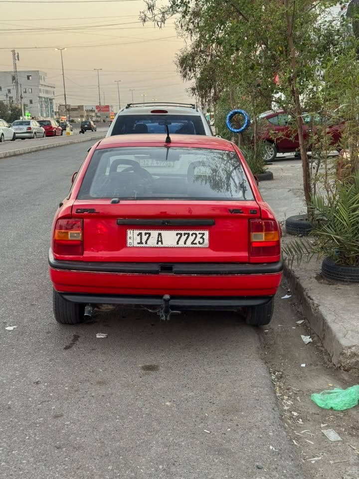 فكترا موديل 1994 للبيع ترهم مراوس حسب
القناعة
السعر 33$ وبيهاا مجال 

محرك 1.8 المرغوب 

كير عادي 

سلايت فتحة سقف 

رقم المثنى دولي شرط التحويل 

سنويه لغاية 2031

هزة جديدة 

وين ماتريد تحول 

مكان السيارة موصل ايسر 

‭***********‬

‭***********‬
