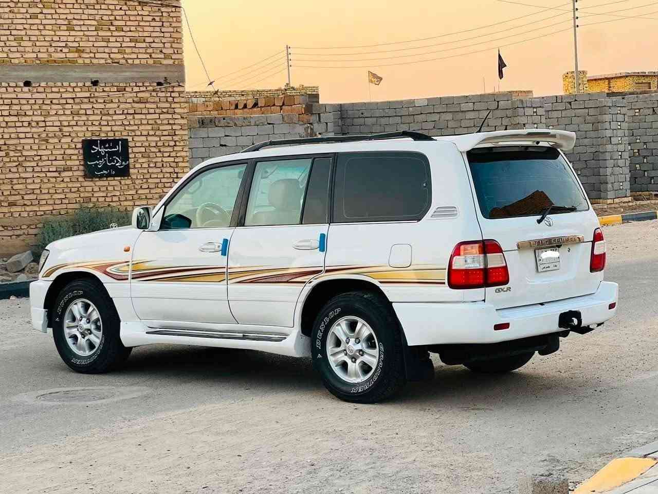 تيوته لاندكروز خليجي مديل 2004اصل رقم بغداد مشروع وطني السعر 110وبيهه مجال للستفسار ***********مواصفات مكينه وكير مكفولات اوتماتيك محرك 6️⃣ سلندر فتحه سقف 7راكب 3قطع تبريد داخل بيجي فورويل شغال ثلاجه دبل تانكي مكفوله كفاله من ضربه وتبديل تخم تاير كهربائيات حداديه جديدهه سياره جديده وجاهزه وخير من الله المكان الناصريه ناصرية, ذي قار

