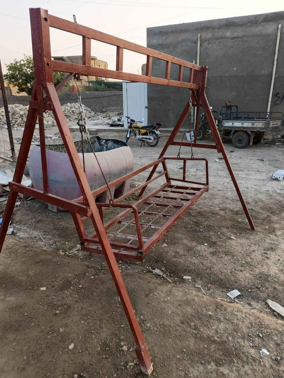 مرجوحة للبيع السعر ١٤٠
وبيها مجال لتواصل ع الخاص
