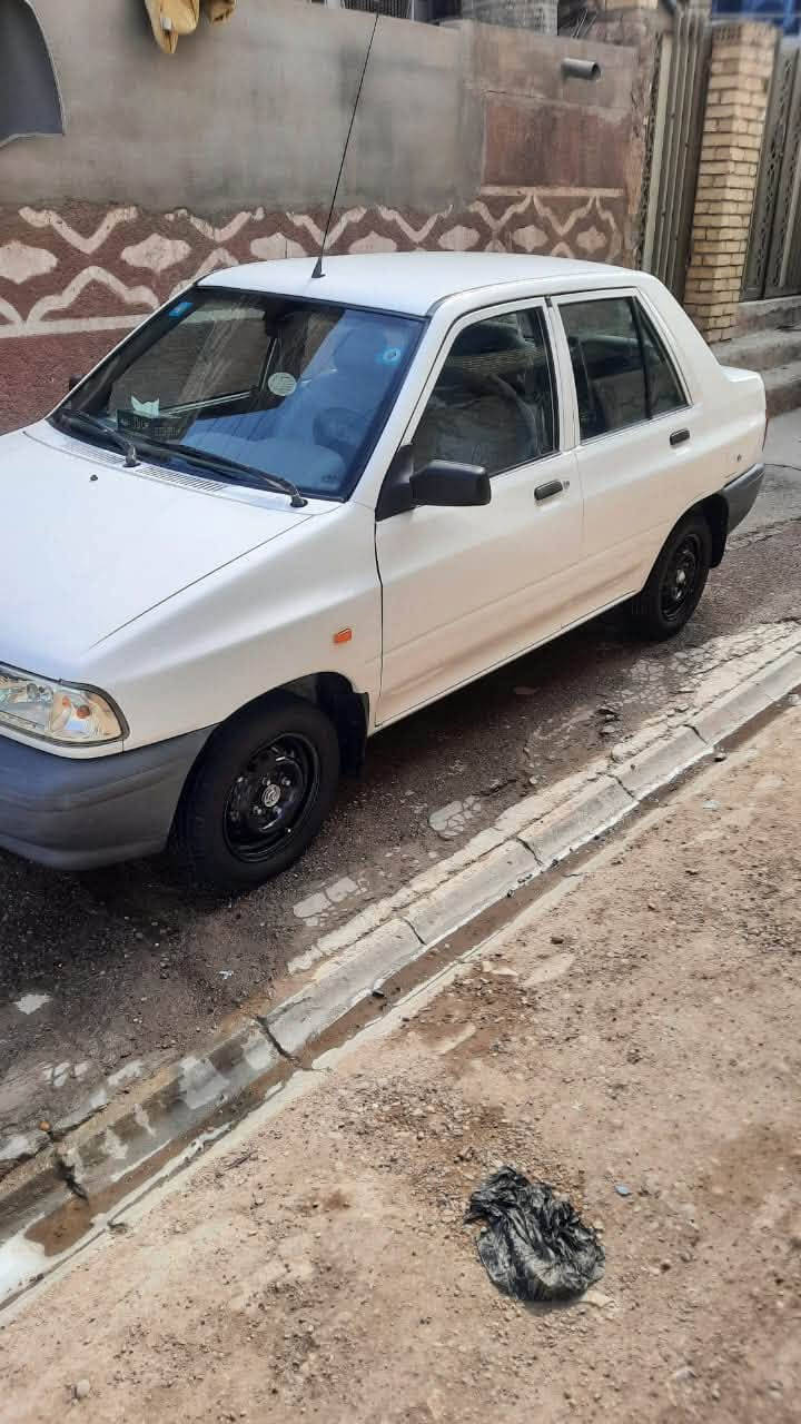 سلام عليكم
سايبه موديل 24 كفاله عامه 
كير مكينه حداديه تبريد 
تخم تاير دوشمه عامه 
ماشيه ٣٢
االعنوان بغداد 
شراي يتصل
رقم ***********
