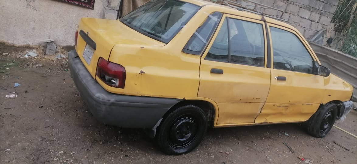 سابه 11نفخ محرك بي خيط كير جديد صدر أمامي خلفي جديد هيه ما مسجله غرامات ما عليها ابيع كوم حديد بس بضمه وتحويل سعر 12بغداد ***********
