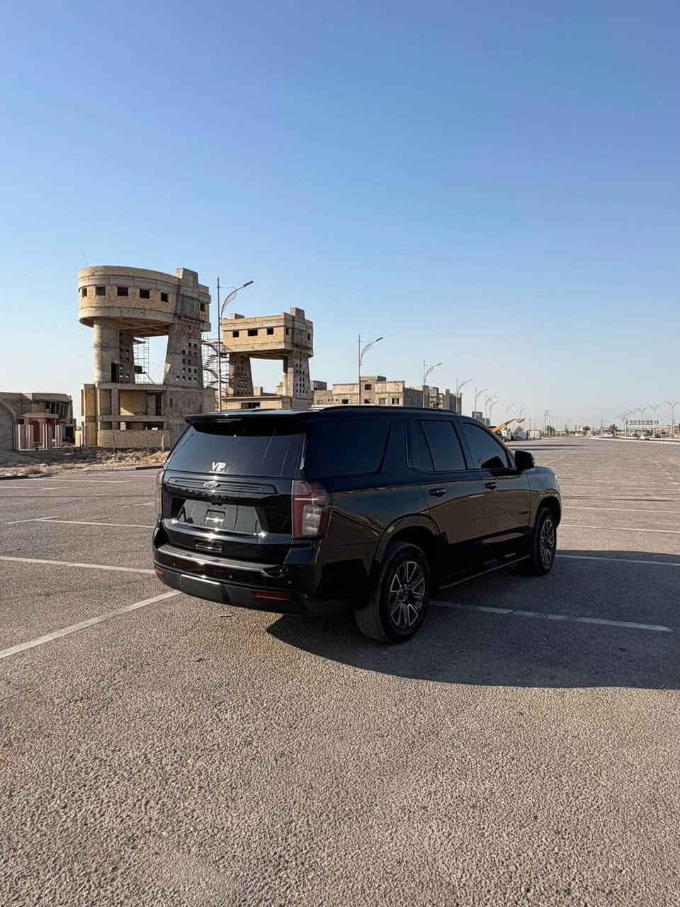 تاهو Z71 2023 فول مواصفات ٣شاشات بنوراما السياره غنيه عن التعريف فقط بيه شبر bdr فقط الباقي كفاله عامه السيارة مغلفه ppdضمان ١٠ سنوات السياره كير مكينه حداديه شرط ***********
