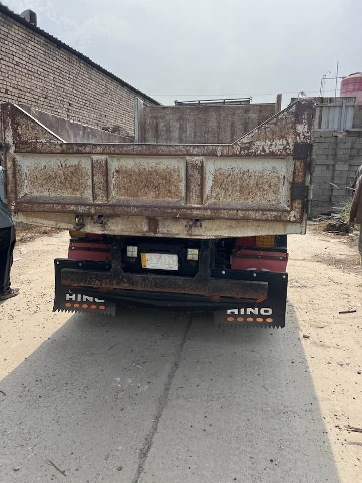 هينو • قلاب ٤ طن • موديل ٩٣