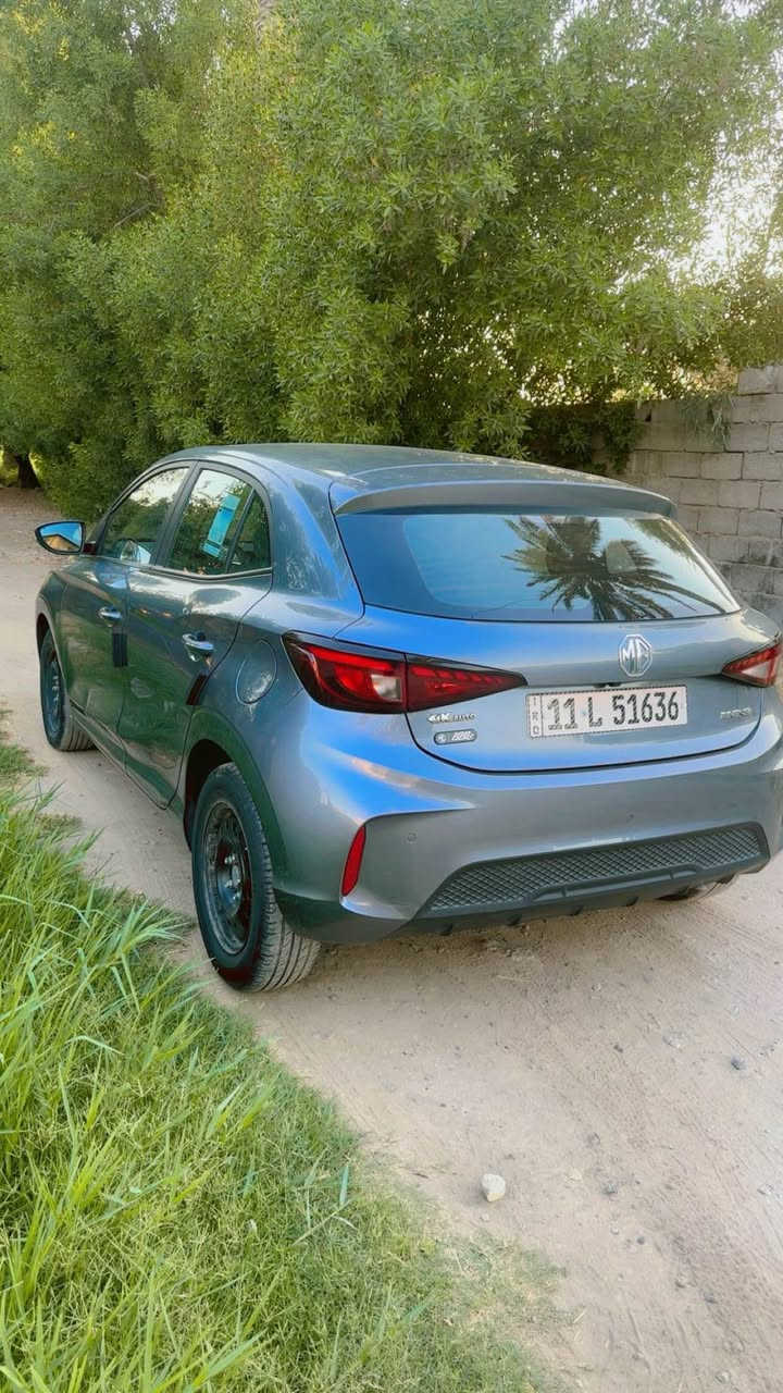 MG3  2025
ماشيه 14 الف اخت الزيرو
محرك 1500 تنفس طبيعي بانزين عادي 
بيه جاملغ وطرف البنيد وصوره الحادث موجوده بلصور
سياره بعده جديده ونضيفه سعره 96$وبيه مجال بسيط 
مكانه بغداد جسر ديالى للاستفسار اكثر اتصل وتدلل *********** والف عافيه علياخذه وشكرا @ بغداد, العراق
