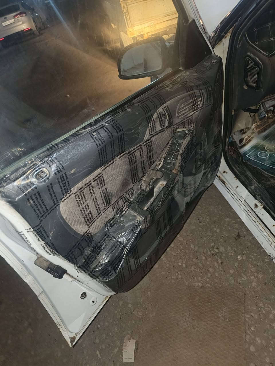 السلام عليكم ديو اسبرو البيع مديل 96 
بيها صوت براص ابيع كايمه سنويه صاقطه
المكان نجف سعر 18 بيها مجال مبايل ***********
