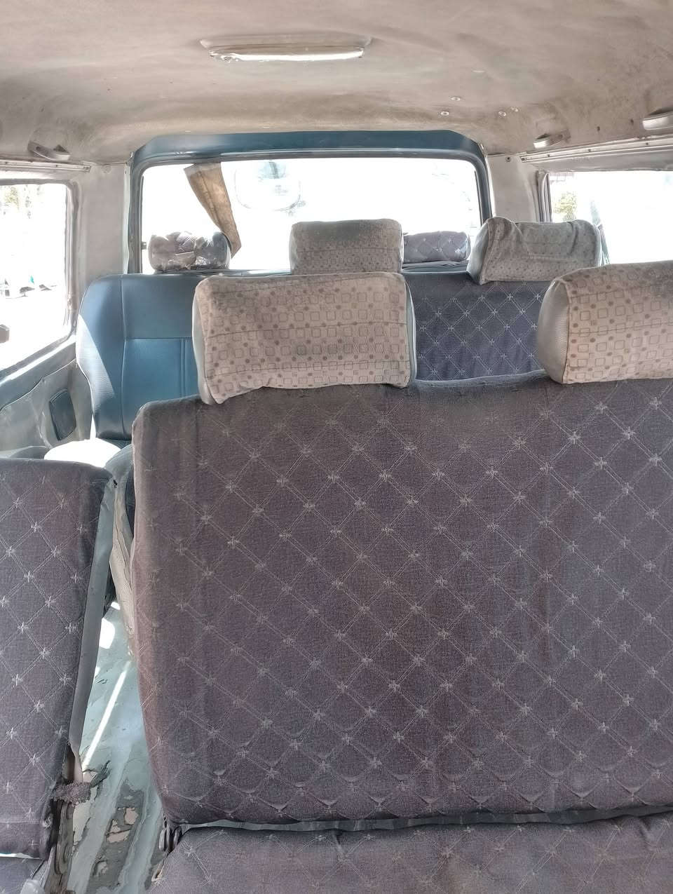 كيا بستا موديل ٩٥سنويه ل ٢٧ شواصي كفاله رقم بغداد مصفرة من الغرايم  خط حي العامل السعر ٥٨ وبيها مجال  ***********
