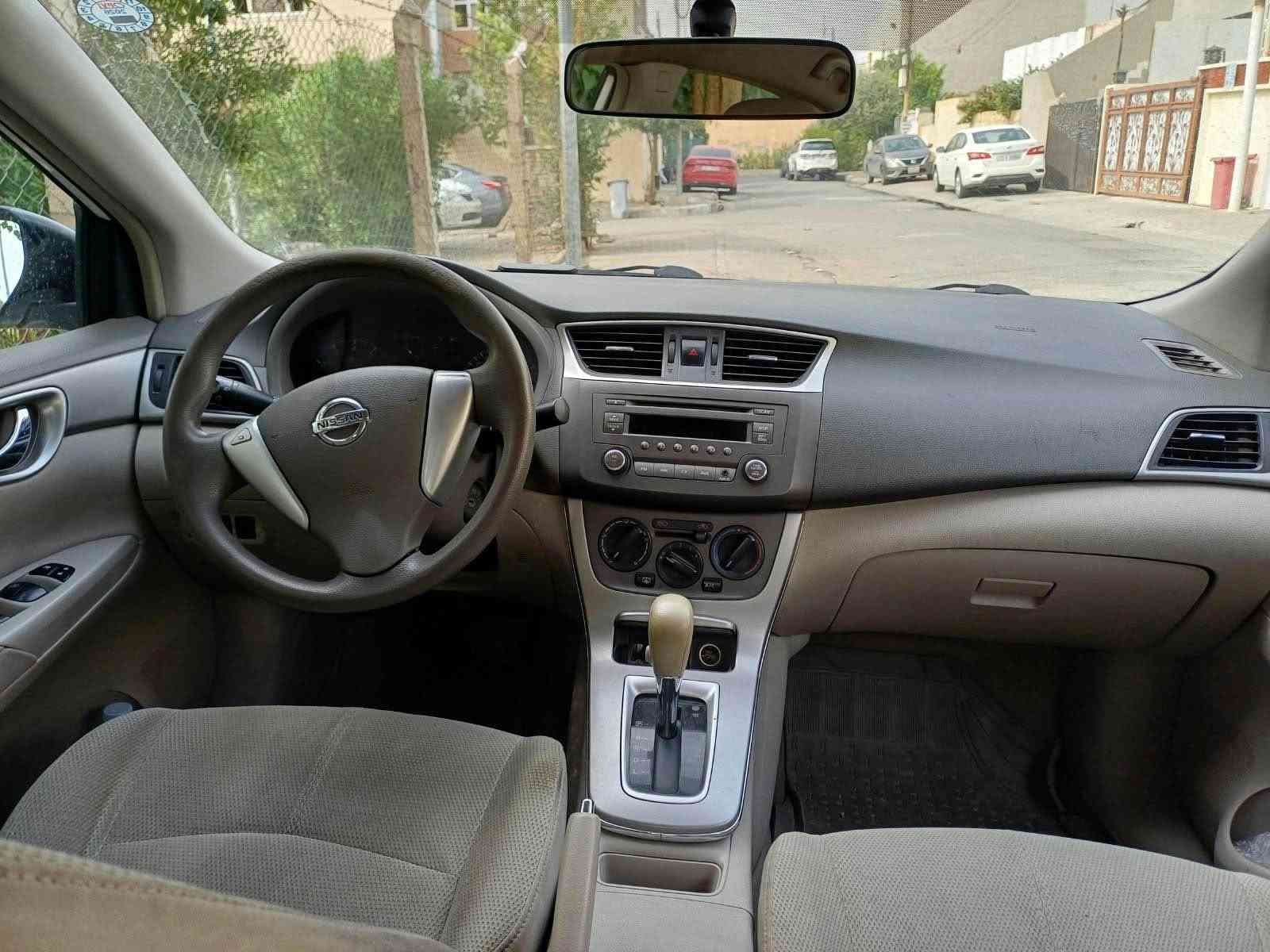 نيسان سنترا • ٢٠١٥ • رقم اربيل
