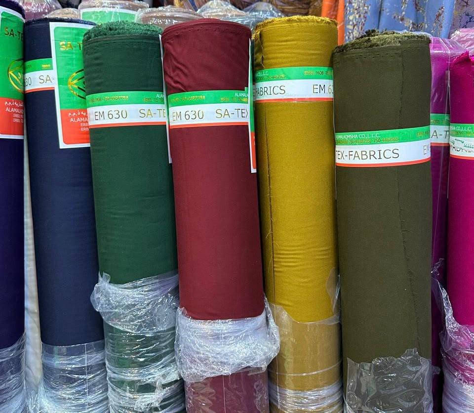 أقمشة أصلية • فاخرة • واتساب