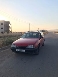 اوميكا استيشن • ١٩٨٩ • مكينة ٢٫٠
