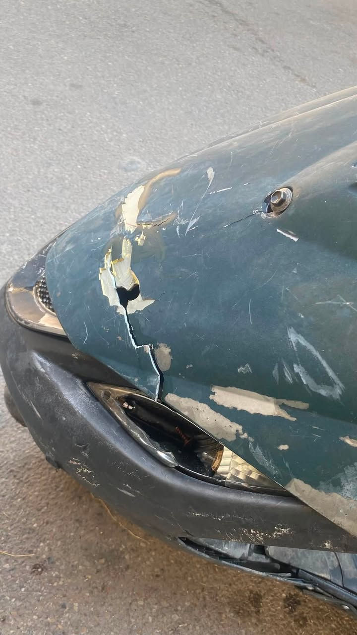 السلام عليكم عندي دراجة ماكس 140 سويت حادث بيها قبل فترة وبقيتها على وضعيتها  تشتغل نكرة سلف يحتاجلها ترتيب شوية لان مهمولة رايدها ب 250 وبيها مجال مكاني بغداد الطوبجي ***********

