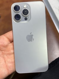 آيفون ١٥ برو ماكس • ٢٥٧ • بطارية ٨٦