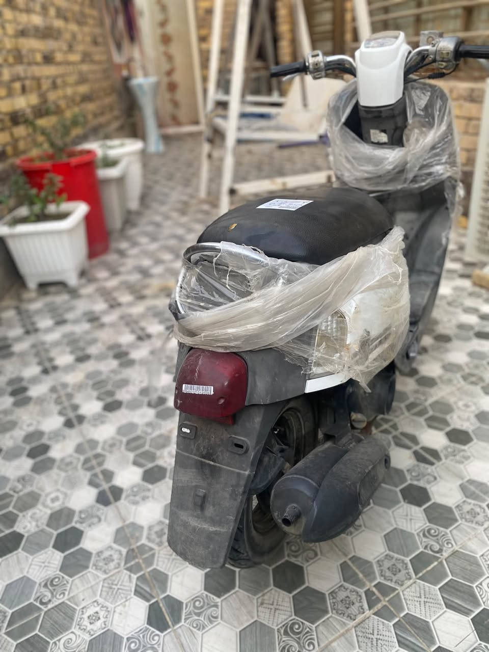 بوليس زيرو • بحالة الوكالة • مكفولة