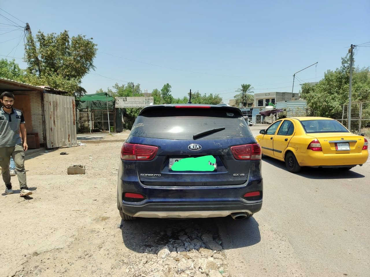 للبيع السعر 160 وبيها مجال 
السورنتو ٢٠ وارد امريكي gdi 6سلندر 
منظومة غاز جديدة ٦ لتر إيطالي 
٧ راكب 
فول مواصفات 
بانوراما 
بصمة 
٣ قطع تبريد 
كشنات كهرباء 
تدفئة كشنات
شاشة كبير كار بلاي 
رادارات امامي خلفي جانبي 
جلد اسود 
ماشية ١٣٨ الف كم 
سونار موجود 
السعر 160 بي مجال مكان السيارة بغداد شارع فلسطين 

***********

***********
