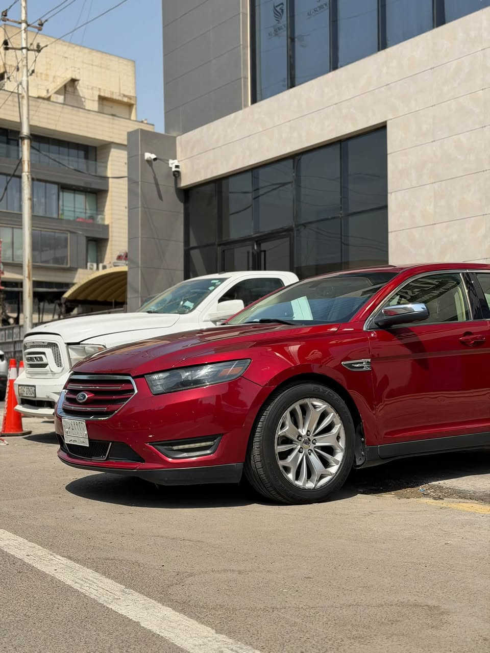 السلام عليكم
فورد تورس 2014 للبيع
LIMITED
ماشية 120 ميل تقريباً
⚙️ مكينة 3.5L
⛽ بانزين + السيارة عليها منظومة غاز ايطالية 
الصدر مابي نقص نضافة ٩٠٪؜
حادثها جاملغ خلفي صبغ فقط

المواصفات:
• جلد
• بصمة تشغيل
• دخول ذكي
• دخول عن طريق الرمز
• كاميرا خلفية + حساسات
• مثبت سرعة
• ومواصفات هوايه بعد

المكينة والكير كفالة
تخم تايرات جديد بالكامل
منظومة تبريد جديدة وتبريد ثلج

السيارة نظيفة ومستخدمة استخدام شخصي، وجاهزة للاستخدام وما تحتاج صرف/ والصور هاي اليوم لا قديمة ولا شي يعني هذا وضعها الحالي
السعر 112 وبيها مجال حك الجية 

متواجد واتساب ورصيد 
***********
