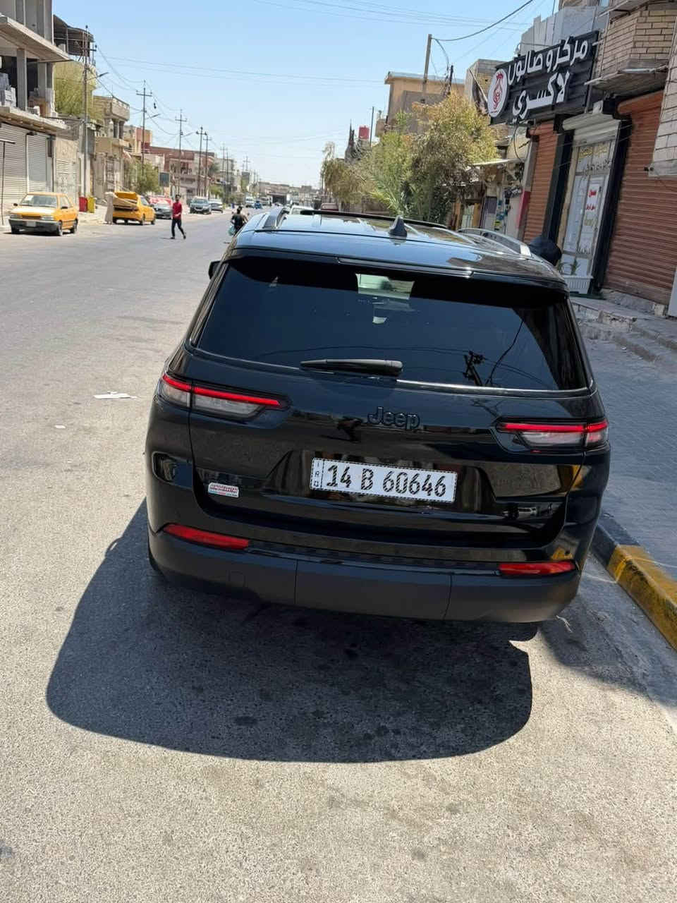 السلام عليكم
جيب لاريدو موديل24 
رقم شهداء بصره بسمنه 
مواصفات لبلاك توب
صور الحادث موجوده بصور
***********
