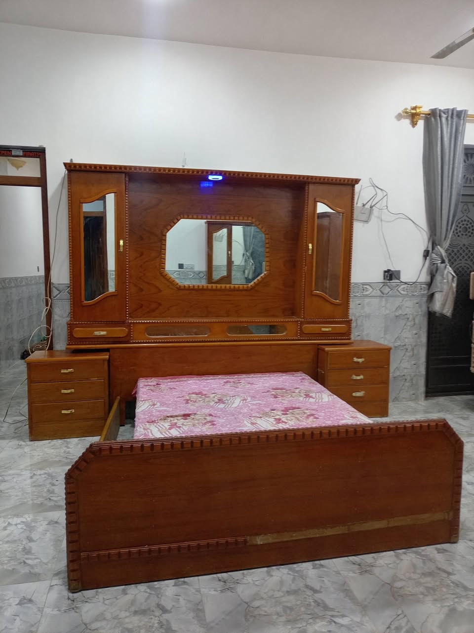 غرف خشب جاهزة • نواقص • بدون كنتور