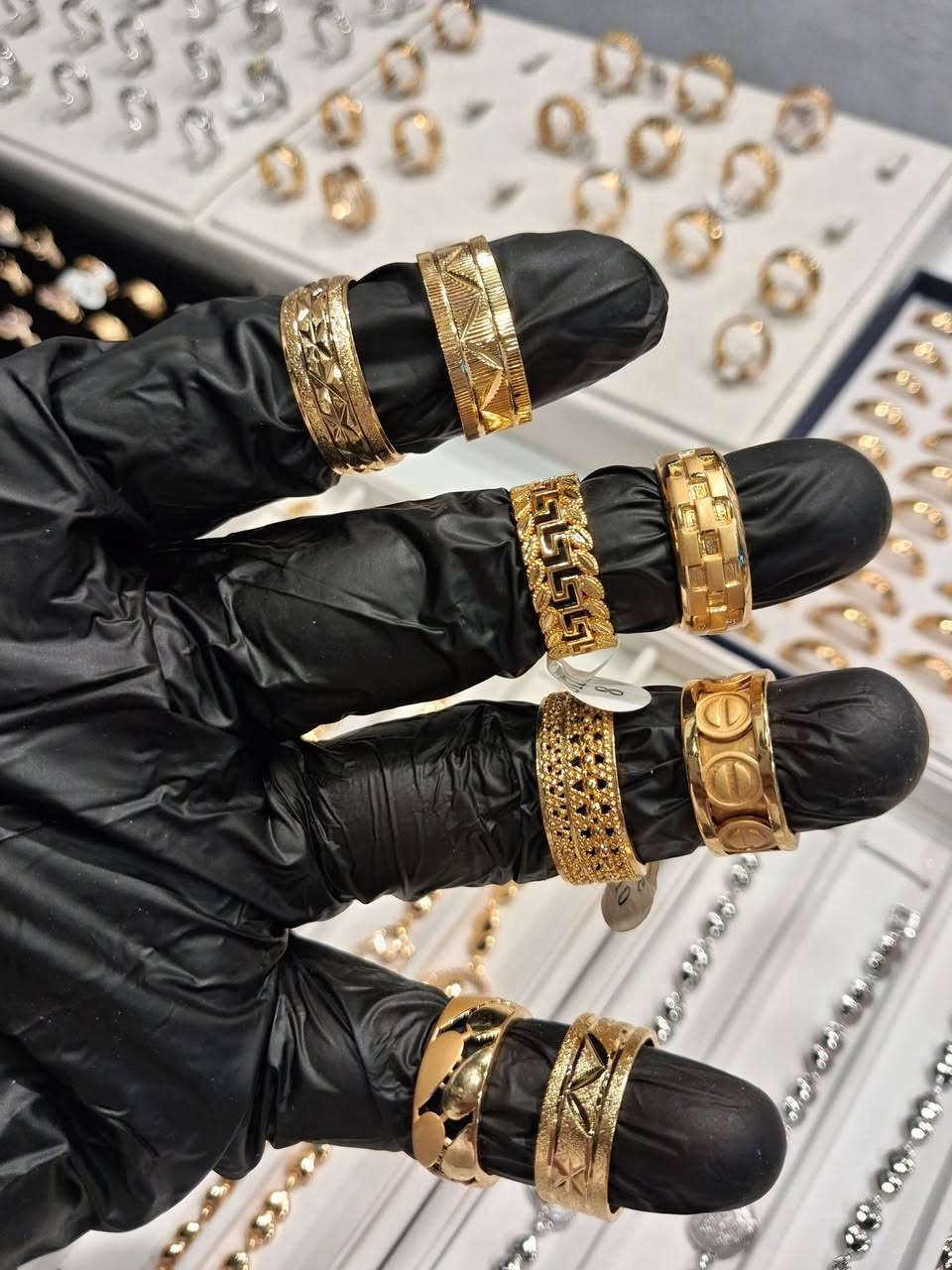 سلام عليكم زبائنا الكرام توفر عدنه احلى المحابس الزاركون وبدون زاركون  ولحلقات الي تخبل سعر المحبس ولحلقه  ب3 ثنين ب5
 ***********  👉🏻 احجز على هاذا رقم  المحل 

https://t.me/azxcvbnmlkj12قناة تلي 

https://whatsapp.com/channel قناة واتساب
