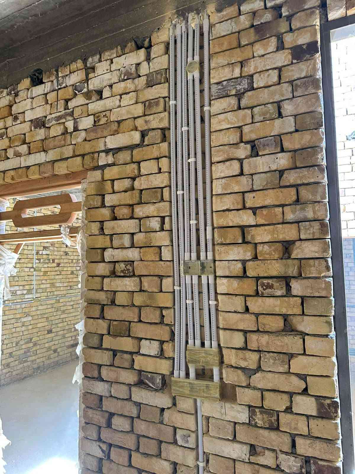 🔧💧 ألسبّاك محترف علي يحيى للتأسيسات الكهربائيه والصحية لخدمتكم 💧🔧

📍علي يحيى 

🚿 تأسيس وصيانة التأسيسات الصحية
⚡️تأسيس وصيانة الكهرباء 
🚽 تركيب أطقم الحمامات
💧 تمديد وتصليح شبكات الماء
🕳️ تصليح وتسليك شبكات المجاري
❄️ تأسيس وتركيب أجهزة التبريد والتكييف

✅ خبرة وإتقان بالعمل
✅ سرعة في إنجاز العمل
✅ أسعار مناسبة
✅ خدمة منزلية

📞 للحجز والاستفسار:
***********
📲 اتصال وواتساب

خلي شغلك علينا… تأسيس صحيح وتصليح مضمون 🔧

📍جميع المواد المستخدمة من مجمع نور الحسين 
بإدارة إياد العبودي  الرقم ***********

نص مكتوب في الصور:
- كادر علي يحيى للتاسيسات الصحية والكهربائية إنارة وكشف أعطال تأسيسات كهربائية تمديدات مياه وصرف صحي تأسيسات صحية *********** *********** جودة في العمل ... إتقان في التنفيذ