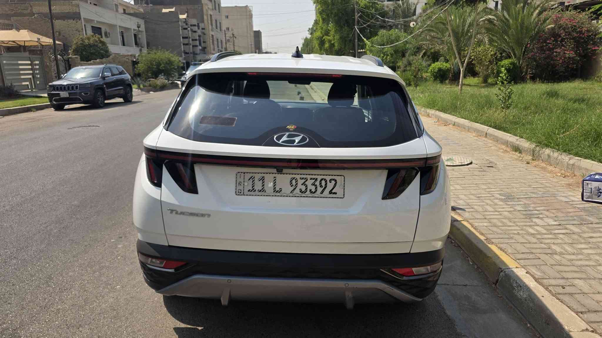 توسان 2020 خليجي ماشيه 54 الف رقم بغداد بسمي 
فول مواصفات عدا فتحه كير محرك مكفول بلادي على وضع شركه كفاله بدون شخوط ورصعات بيها شبر صبغ ما يبين 
السعر 173 بيها مجال للشراي 
الاستفسار *********** مكاني بغداد السيديه
