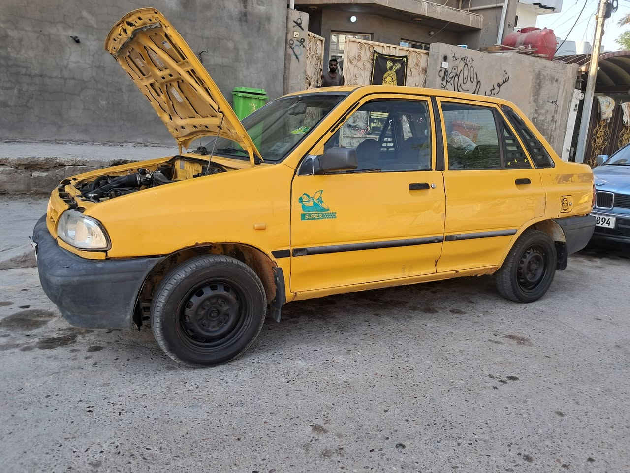 سلام عليكم سايبة ٢٠١١ رقم بغداد الماني تحويل وكلة شواصي مكفولة مطلوبة هيءة وغرامة ٣٥٠ عل مشتري  محرك كير حدادية تخم تاير نضاف كشرتهة حلوة سعر ١٦ وبيه. مجال *********** فلكت سلمان باك
