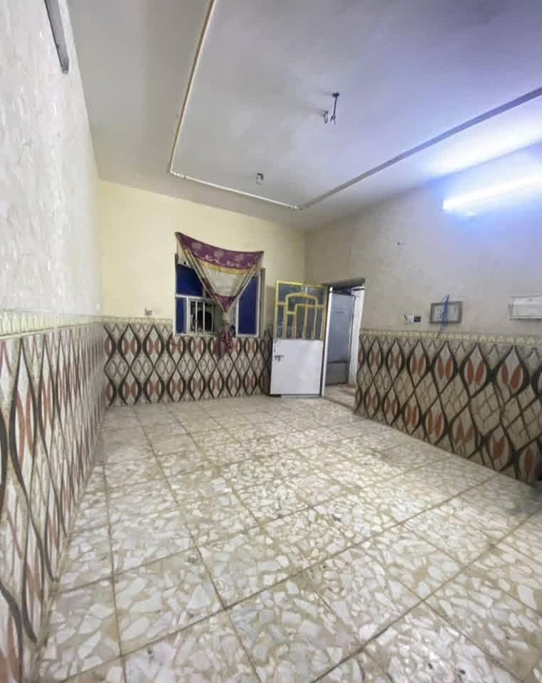 السلام عليكم يوجد بيت في البلديات شريط المعسكر المساحة 100 م وسعرة 60بي مجال شراي تعال
استفسار ***********
