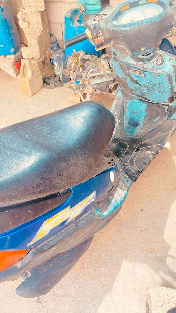 دراجه فراشه 140 محرك تخم تاير  بس الباتر مايشغل  للبيع سعره 250////***********مكاني كاظميه جكوك
