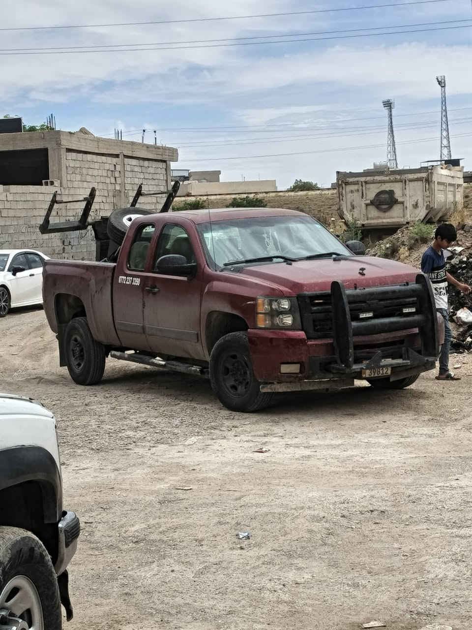 فحل 8برغي 2500 hd محرك 6100 كير 1000 
بسمي رقم بغداد جديد
بيع او مراوس مكاني كركوك 
طخم تاير باتري جديد فول مواصفات تبريد لمس سقف سلايت داخل جلد بيجي خليجيه السياره بدون كرين هم ابيع
***********
*********** واتساب
